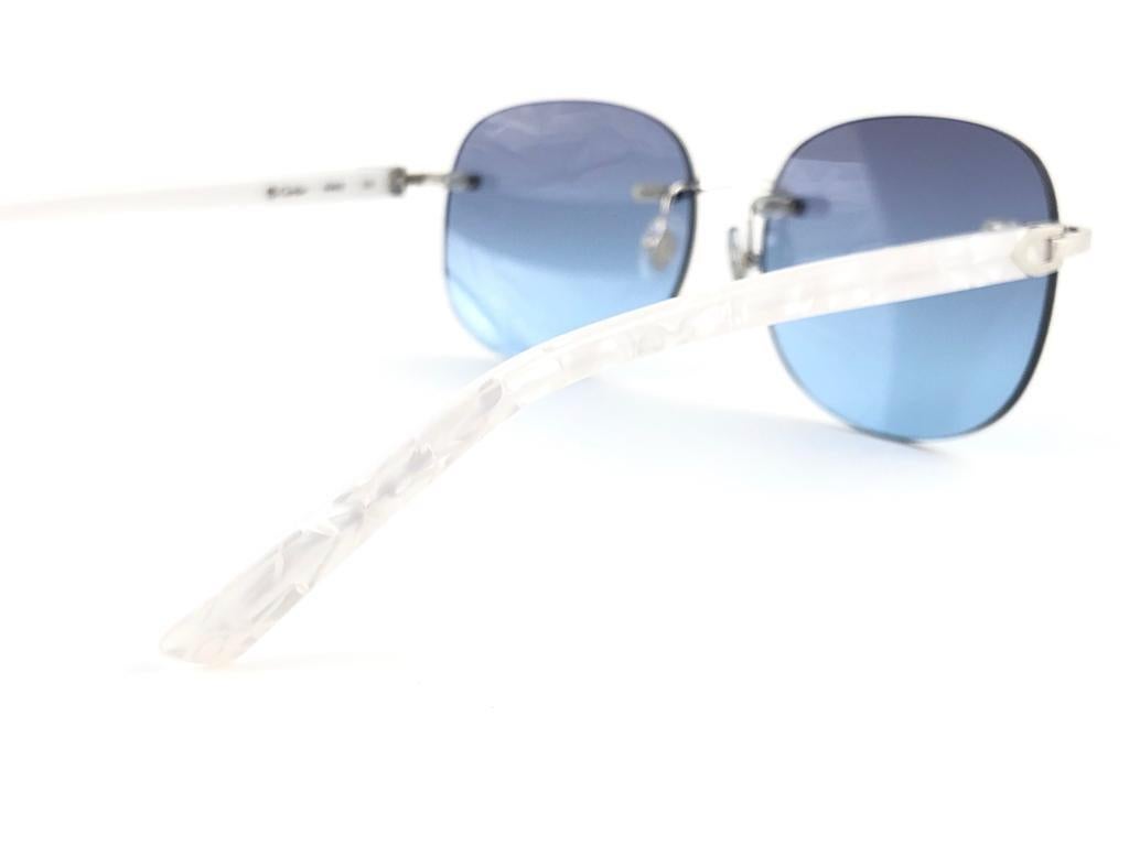 New Vintage Cartier Platine Rimless Mother of Pearl Grey Lens France Sunglasses In New Condition In Baleares, Baleares