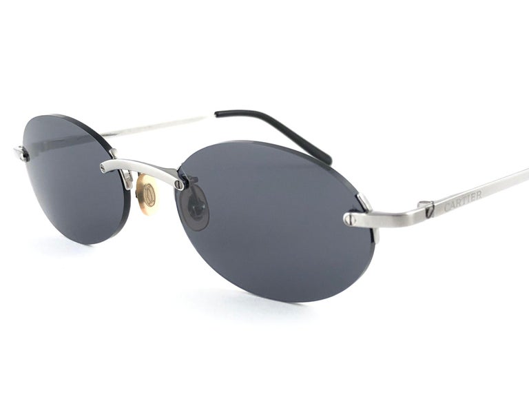 New Vintage Cartier Rimless Titanium Dark Grey Lens France Sunglasses For Sale 3