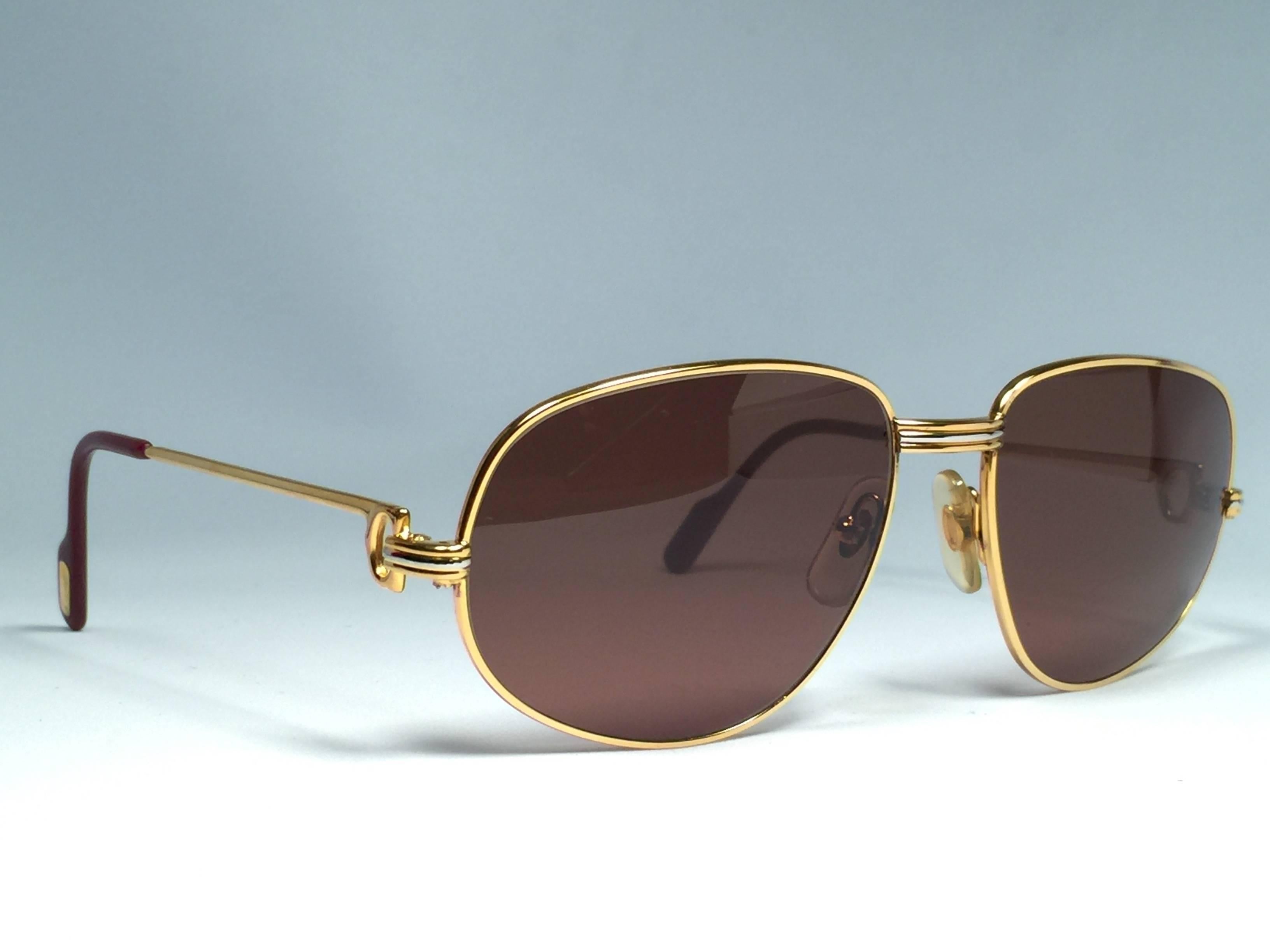 Brown New Vintage Cartier Romance Vendome 54MM France 18k Gold Plated Sunglasses For Sale