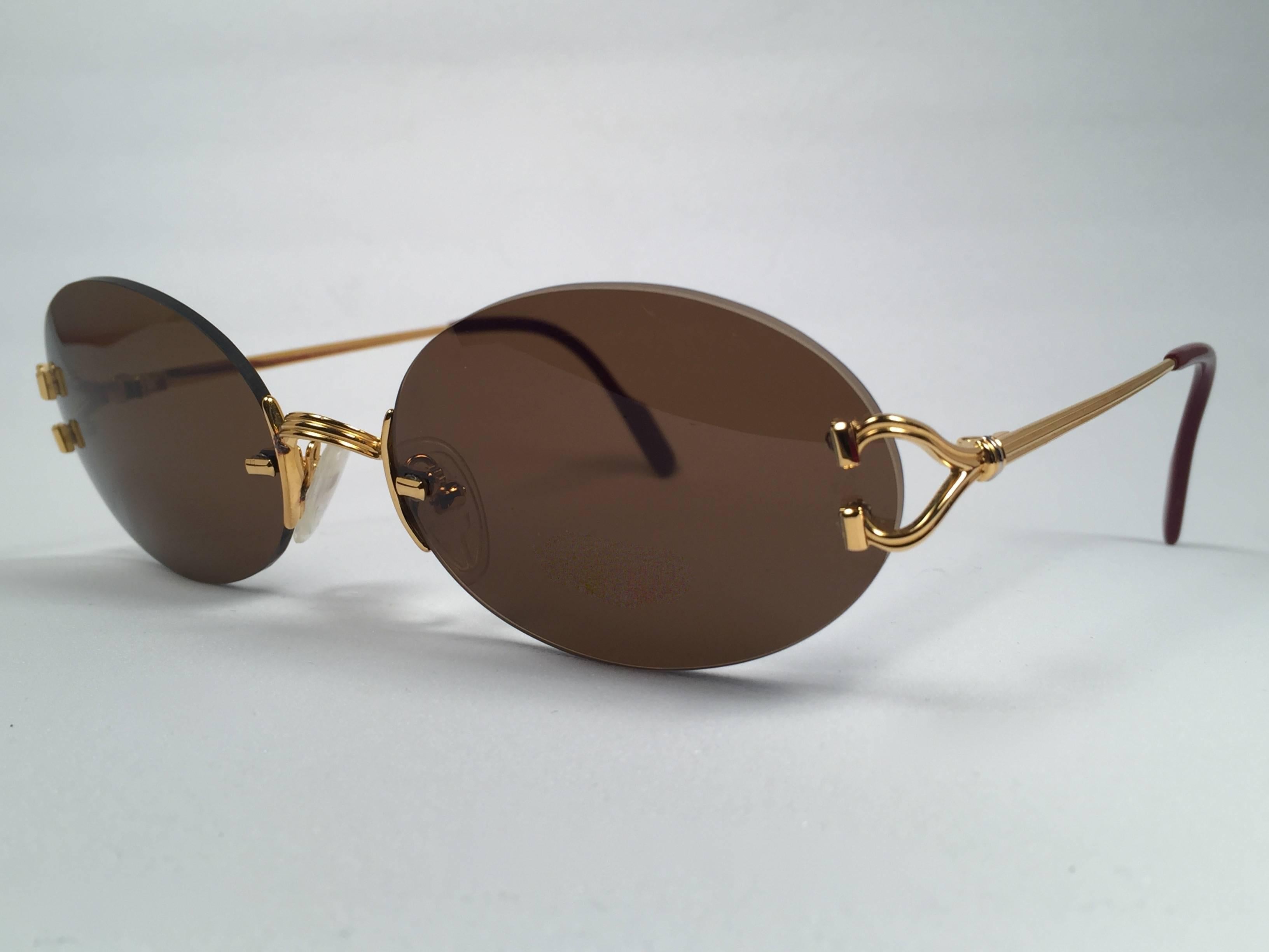 New Vintage Cartier Scala 45mm Special Edition Gold Rimless France Sunglasses In New Condition In Baleares, Baleares