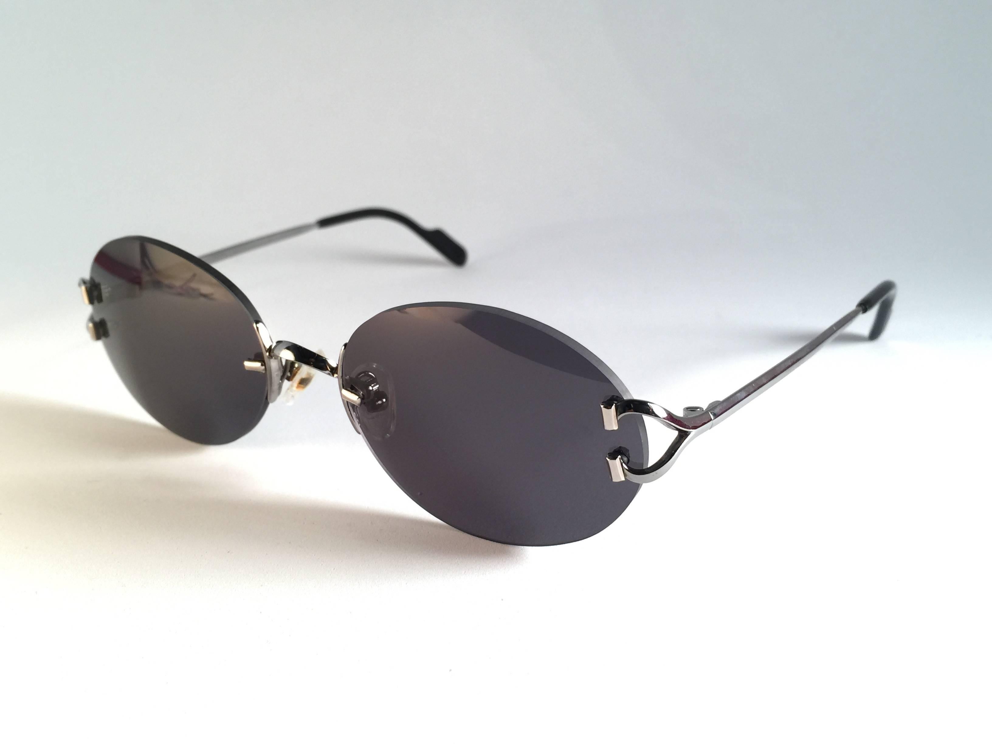 Beige New Vintage Cartier Scala Platine Rimless Grey Lens Case France Sunglasses For Sale