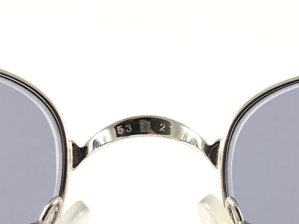 New Vintage Cartier Vesta 53mm Platine Plated Frame France 1990 Sunglasses For Sale 3