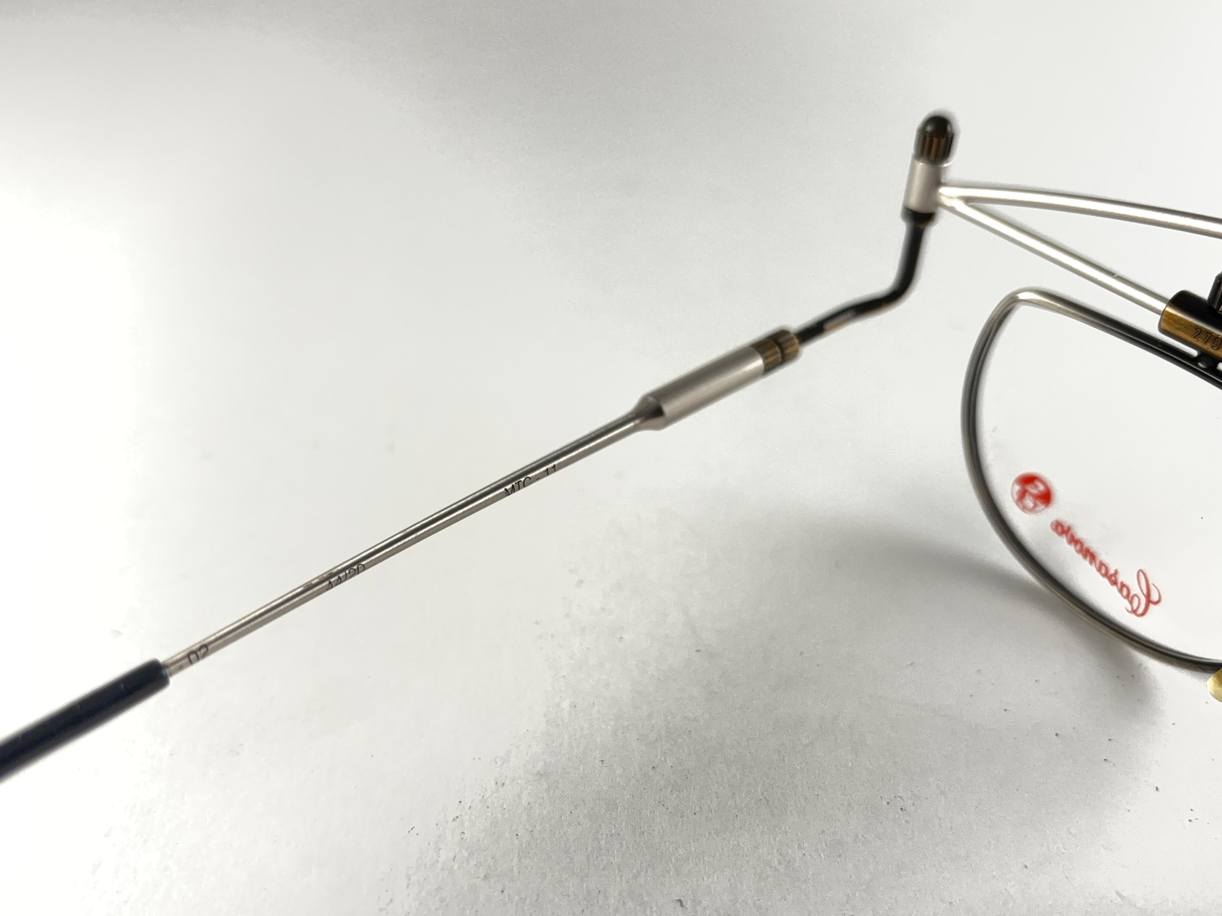 Casanova, cadre avant-gardiste plaqué or, neuf  Lunettes de soleil 1980 Neuf - En vente à Baleares, Baleares