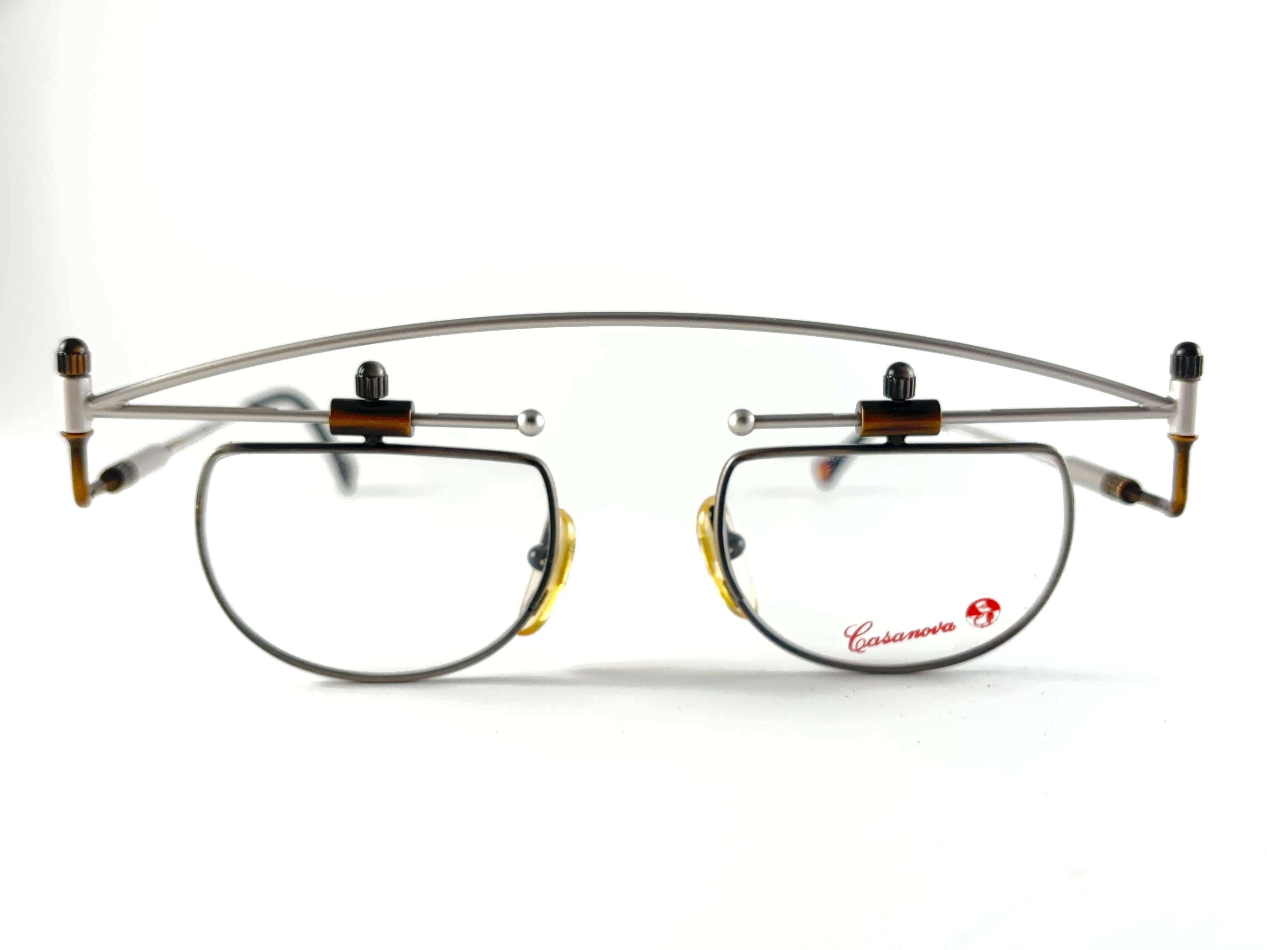 Casanova, cadre avant-gardiste plaqué or, neuf  Lunettes de soleil 1980 en vente 4