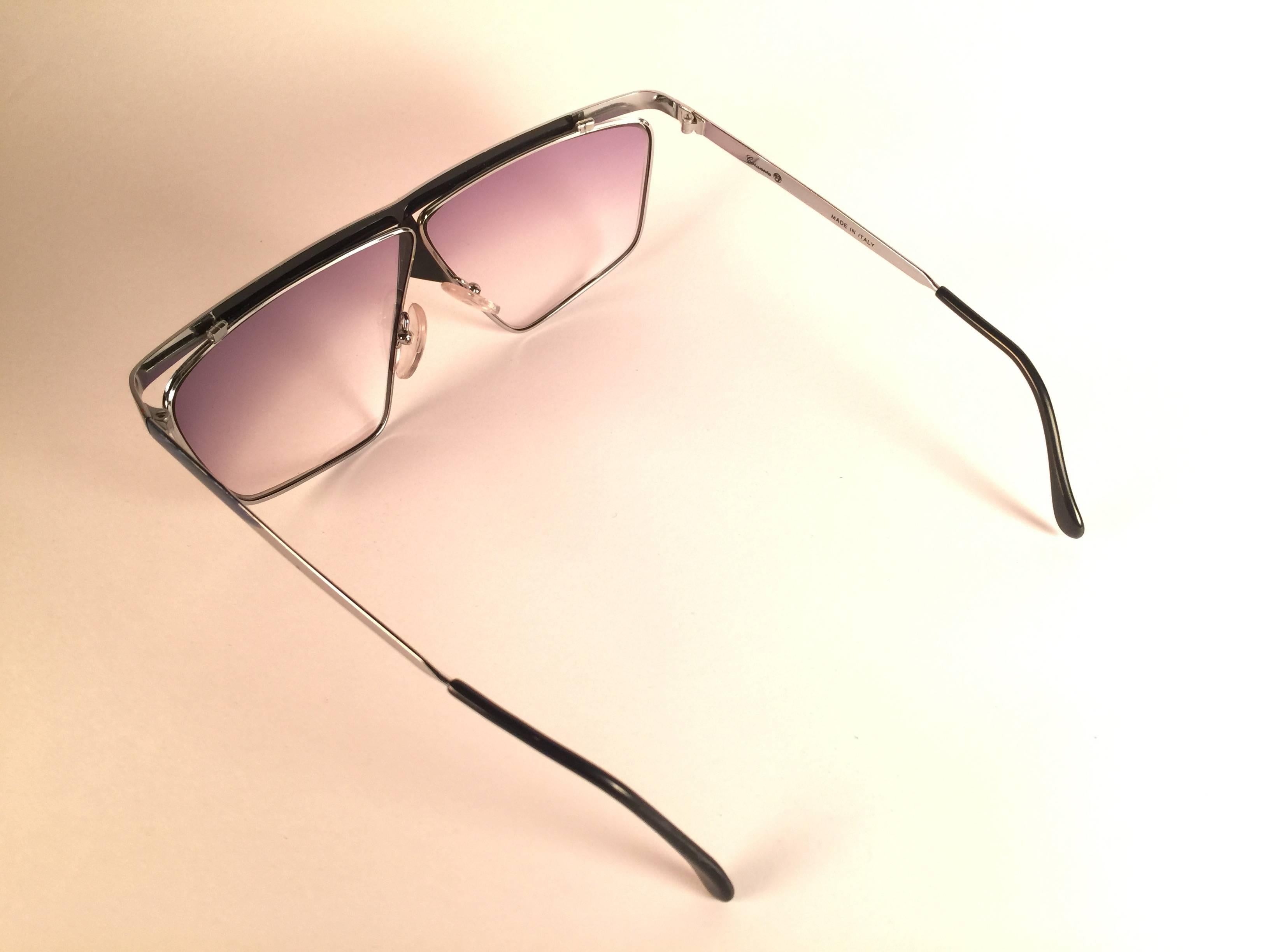 New Vintage Casanova Silver Avantgarde Frame Purple Lens 1980 Sunglasses In New Condition For Sale In Baleares, Baleares