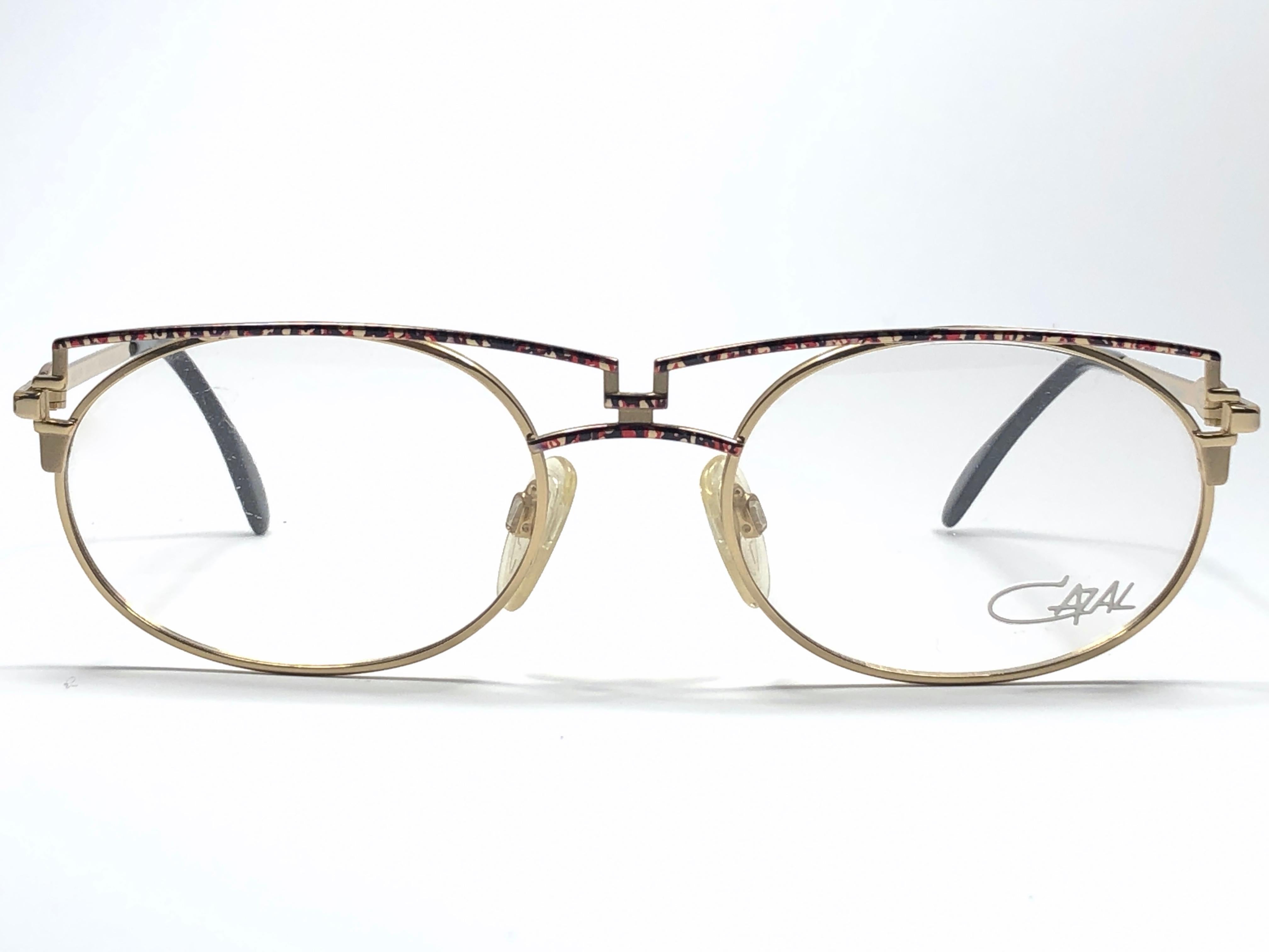 New Vintage Cazal 260 gold with tortoise details frame. 

Comes with its original Cazal case. This item may show minor sign of wear due to storage.

Made in West Germany.