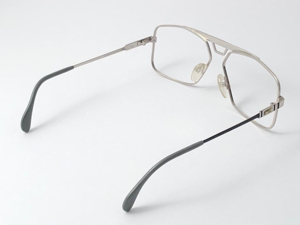 New Vintage Cazal 735 Black & Silver RX Frame Collector Item 1980's Sunglasses en vente 3