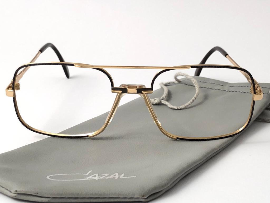 New Vintage Cazal 740 Marbled & Gold Frame RX Collector Item 1990's Sunglasses en vente 5