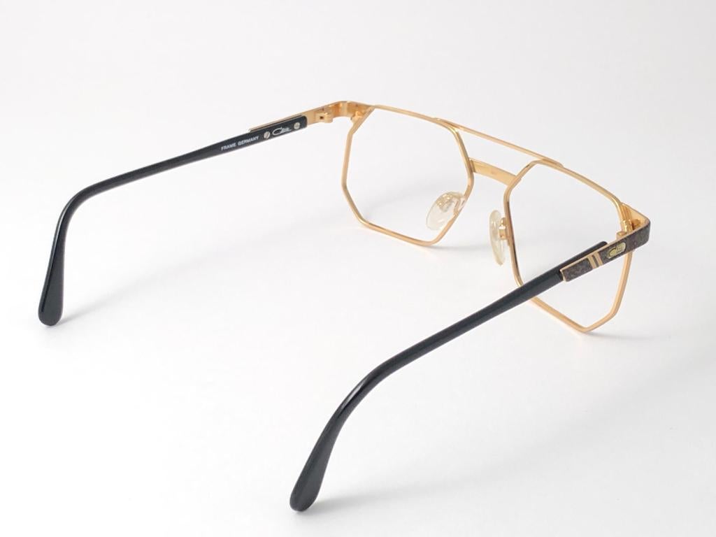 Neue Vintage Cazal 743 Gold & Schwarz Frame RX Collector Item 1990's Sonnenbrille im Angebot 3