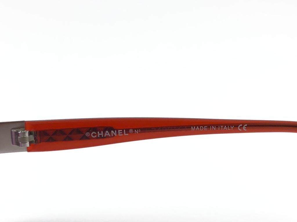 New Vintage Chanel 4018 Rimless Purple Lenses Sunglasses Made In Italy Y2K In New Condition In Baleares, Baleares