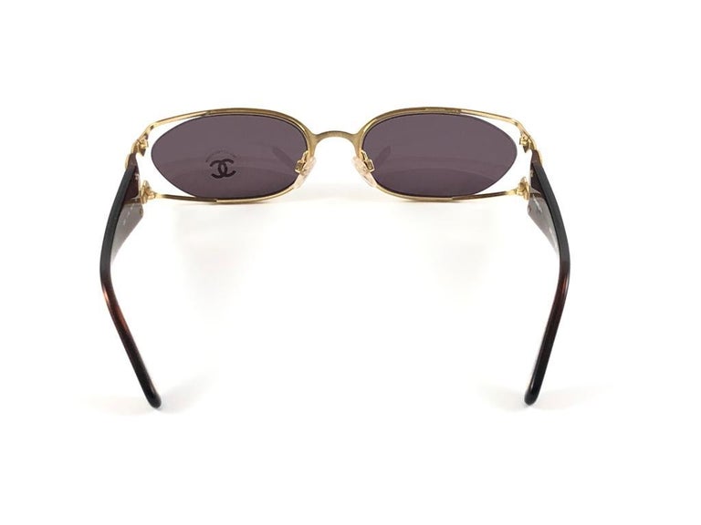 New Vintage Chanel 4023 Gold Rectangular Frame Sunglasses Made In Italy Y2K  at 1stDibs
