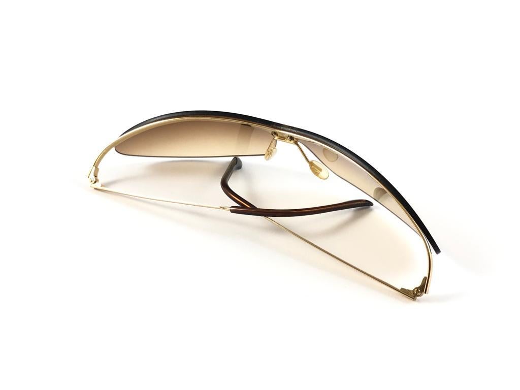 Neu Vintage Chanel 4042 Mono Lense-Sonnenbrille mit goldenem Halbrahmen, hergestellt in Italien Y2K 7
