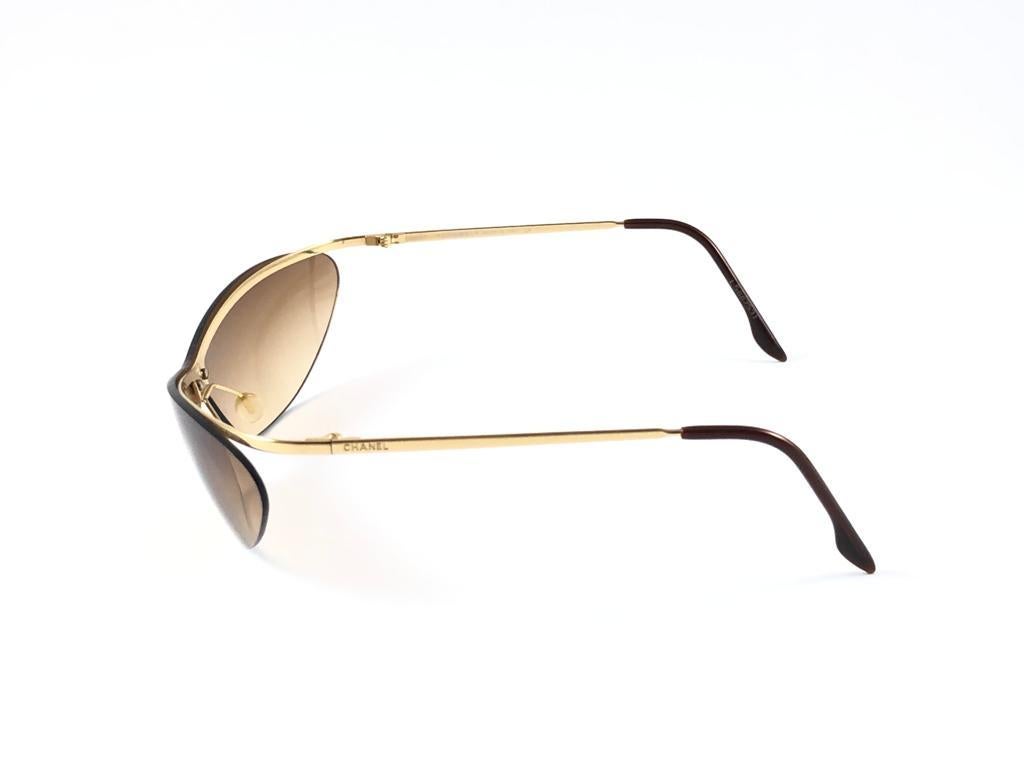 Women's New Vintage Chanel 4042 Gold Half Frame Mono Lense Sunglasses Made In Italy Y2K For Sale