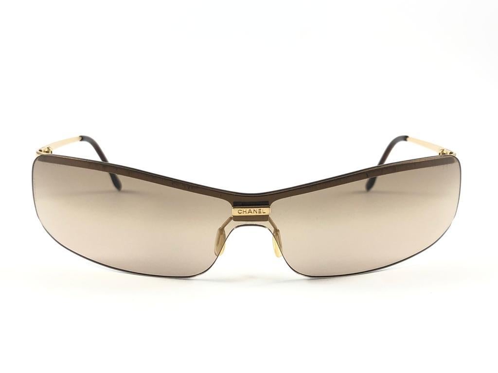 New Vintage Chanel 4043 Gold Half Frame Mono Lense Sunglasses Made In Italy Y2K For Sale 7