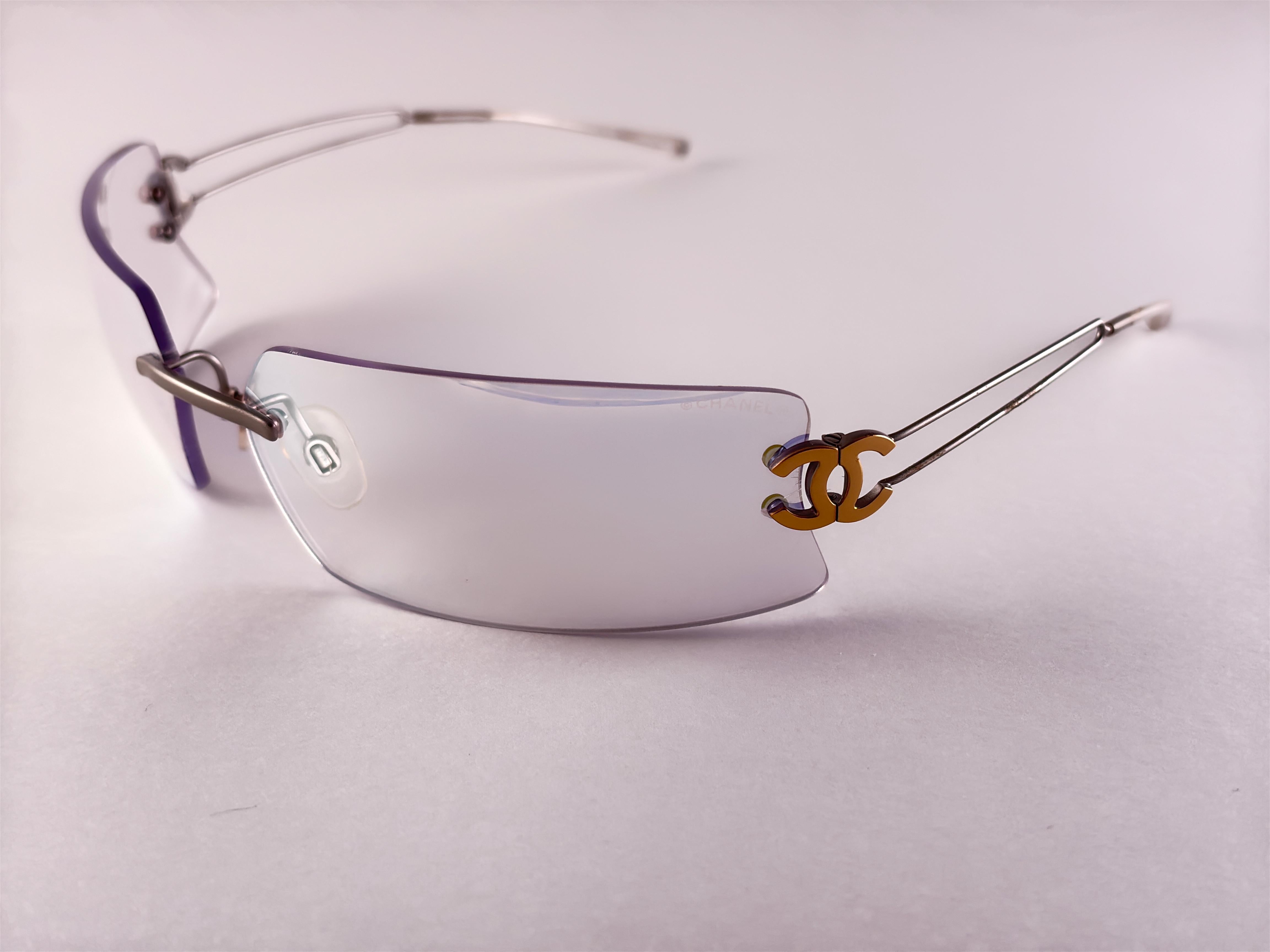 Neue Vintage Chanel 4051 randlose Gold CC Frame Sonnenbrille in Italien hergestellt Y2K im Angebot 1