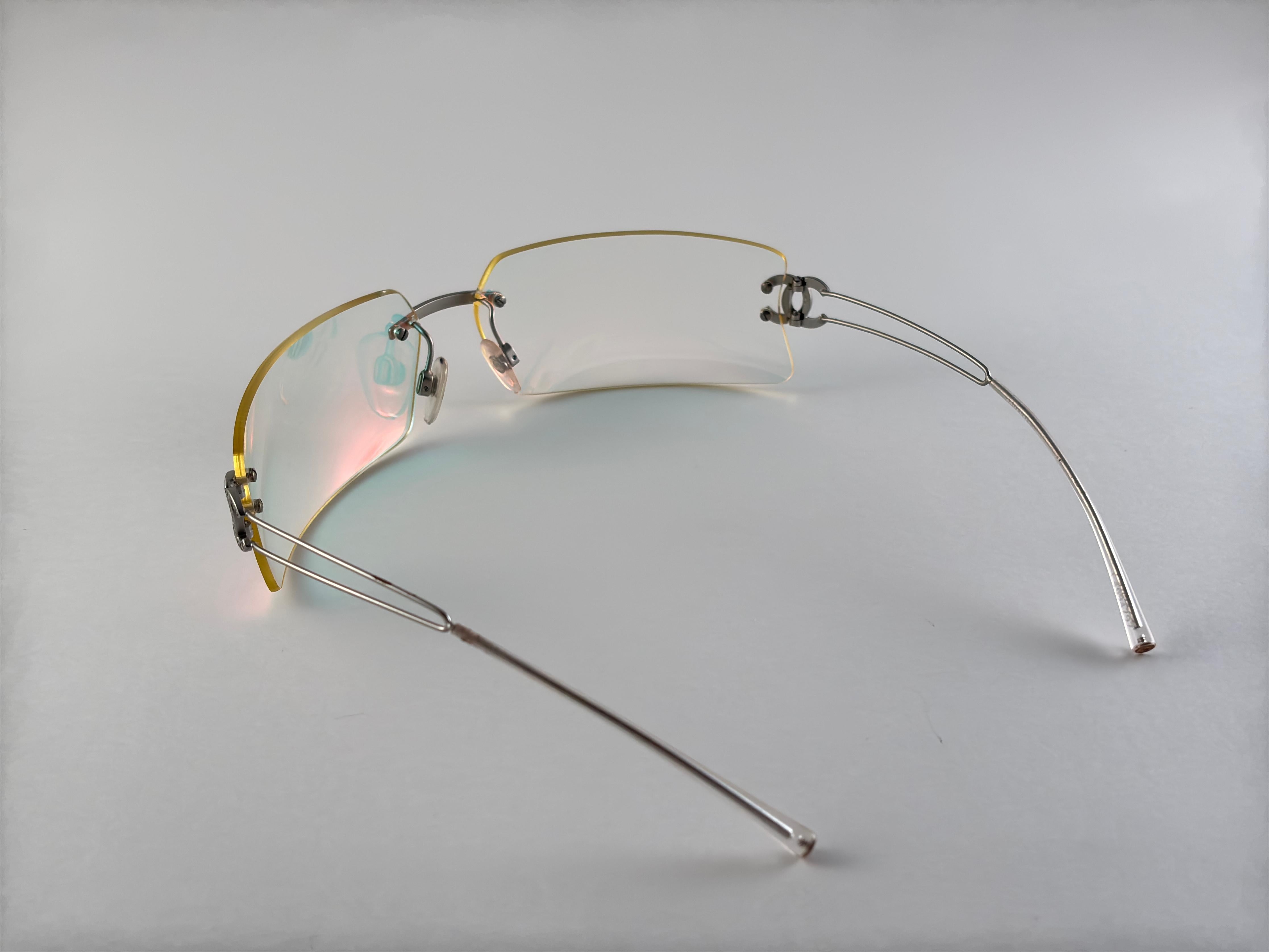 Nuevo Vintage Chanel 4051 Gafas de sol con montura de strass sin montura Made In Italy Y2K en Excelente estado para la venta en Baleares, Baleares