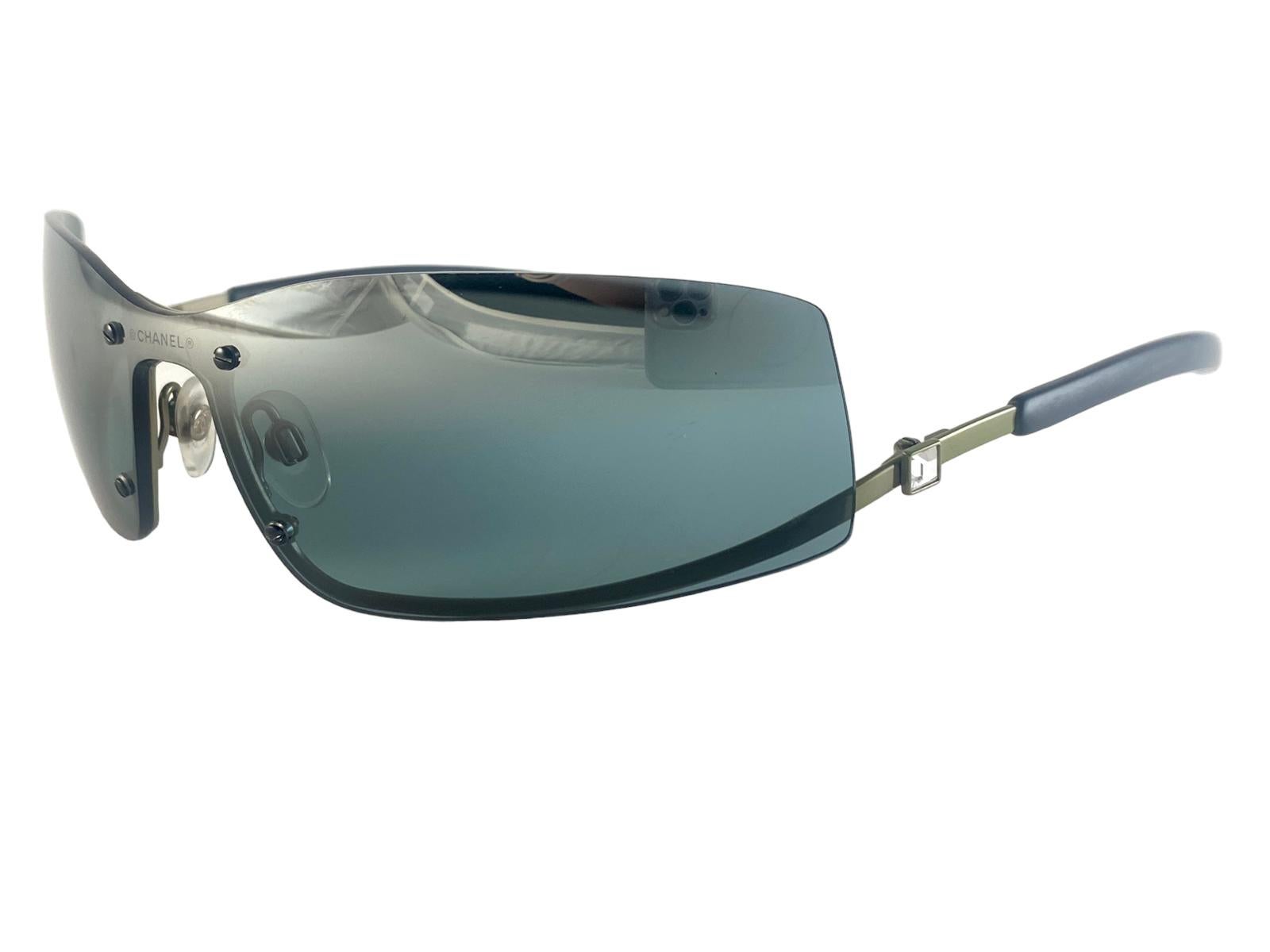 New Vintage Chanel 4066 Black Matte Half Frame Sunglasses Made In Italy Y2K For Sale 2