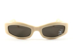 New Vintage Chanel 5014 Cream & Gold Accents Frame Sunglasses Made In Italy Y2K