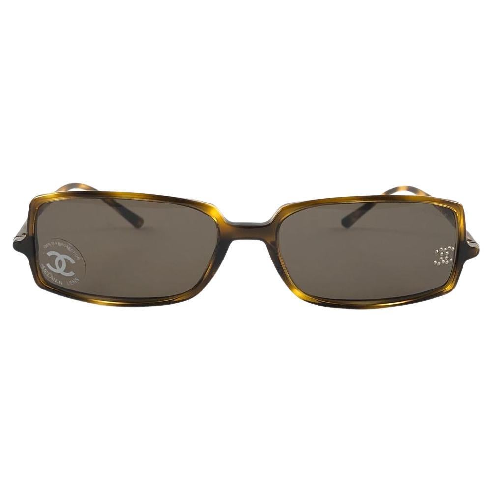 New Vintage Chanel 5043B Tortoise Rectangular Frame Sunglasses Made In Italy Y2K