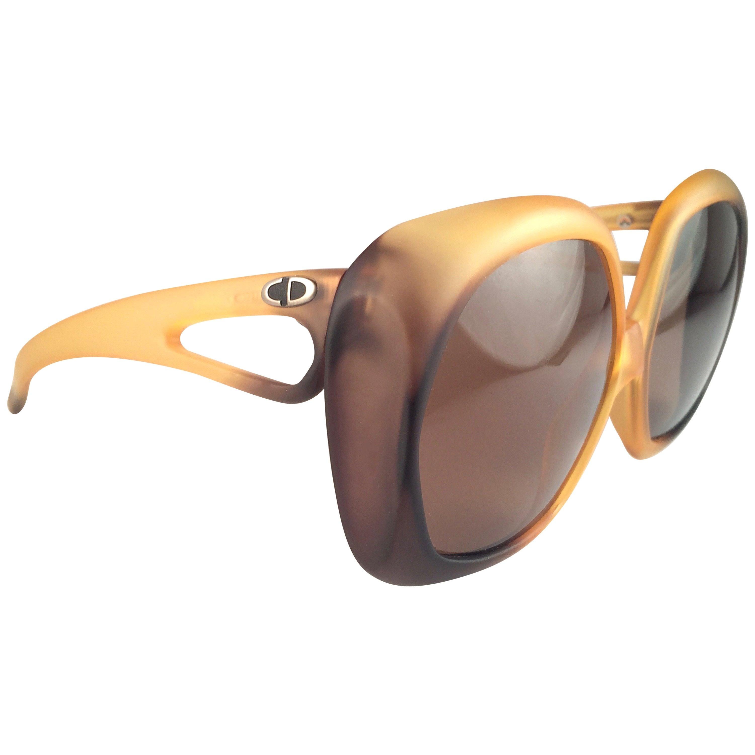 New Vintage Christian Dior 2005 Matte Ombre Amber Oversized Optyl Sunglasses For Sale
