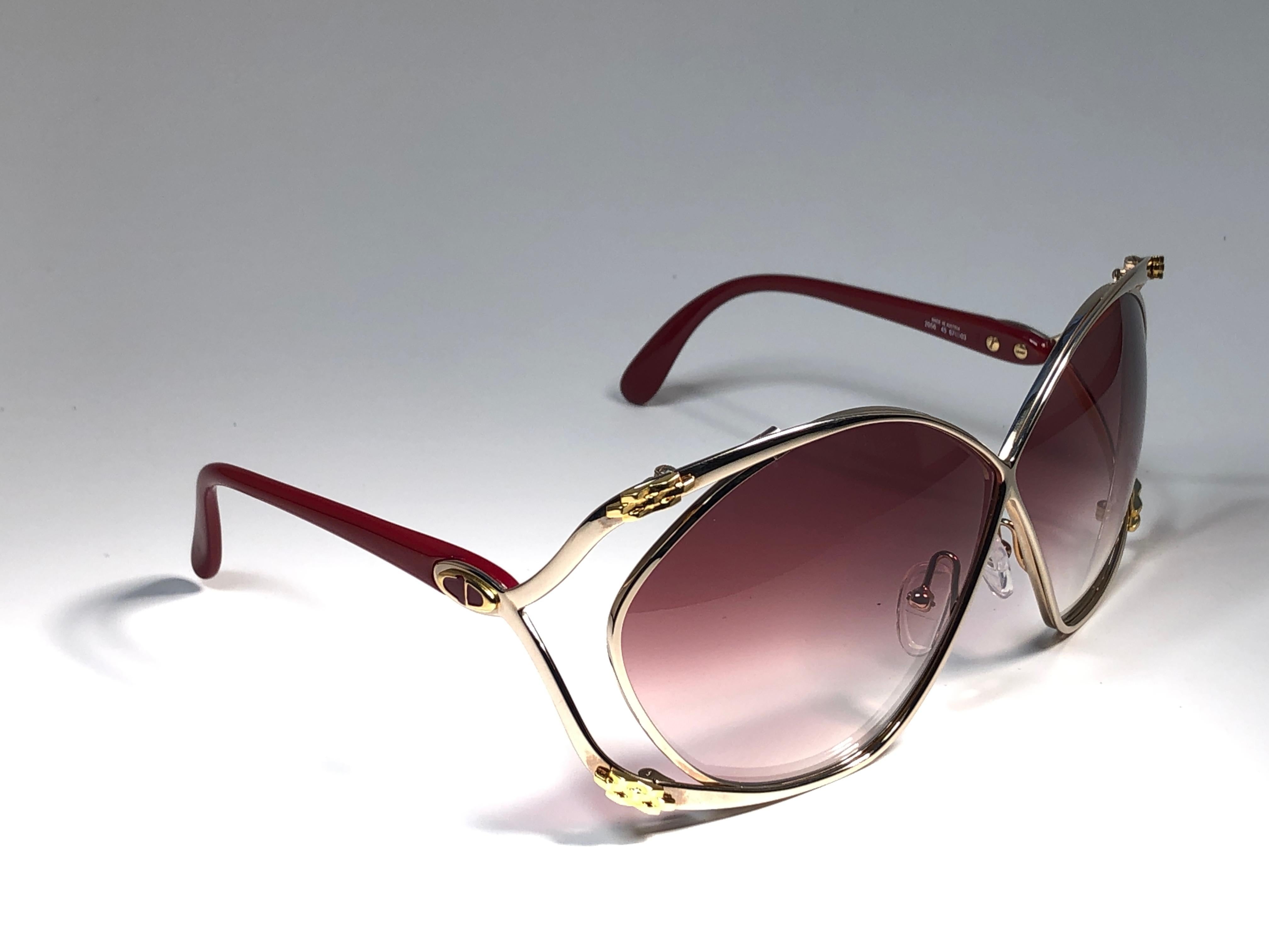 New Vintage Christian Dior 2056 45 Butterfly Gold & Red Sunglasses  In New Condition In Baleares, Baleares