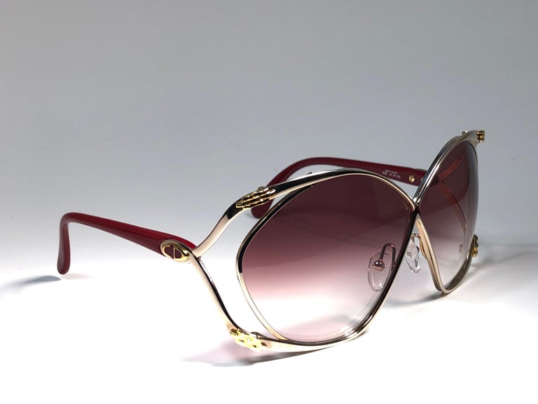 New Vintage Christian Dior 2056 45 Butterfly Gold and Red Sunglasses at  1stDibs | christian dior butterfly sunglasses, vintage dior sunglasses, dior  butterfly sunglasses