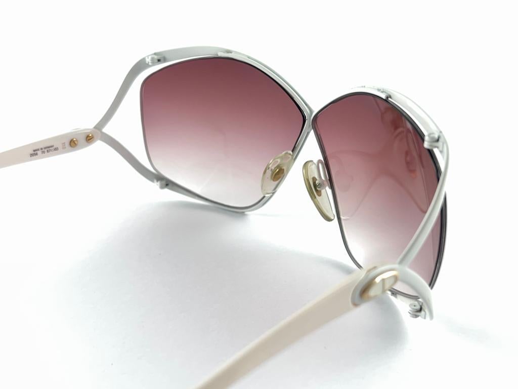 New Vintage Christian Dior 2056 70 Butterfly Polar White Sunglasses Pour femmes en vente