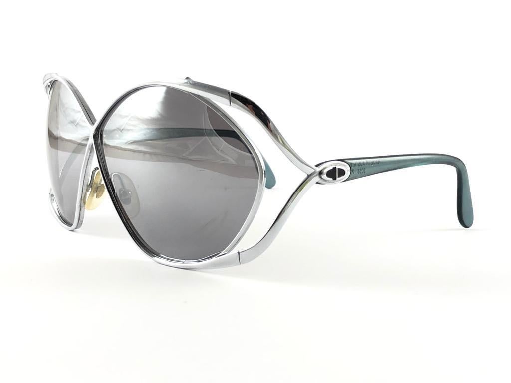 New Vintage Christian Dior 2056 75 Butterfly Silver & Green Sunglasses For Sale 5