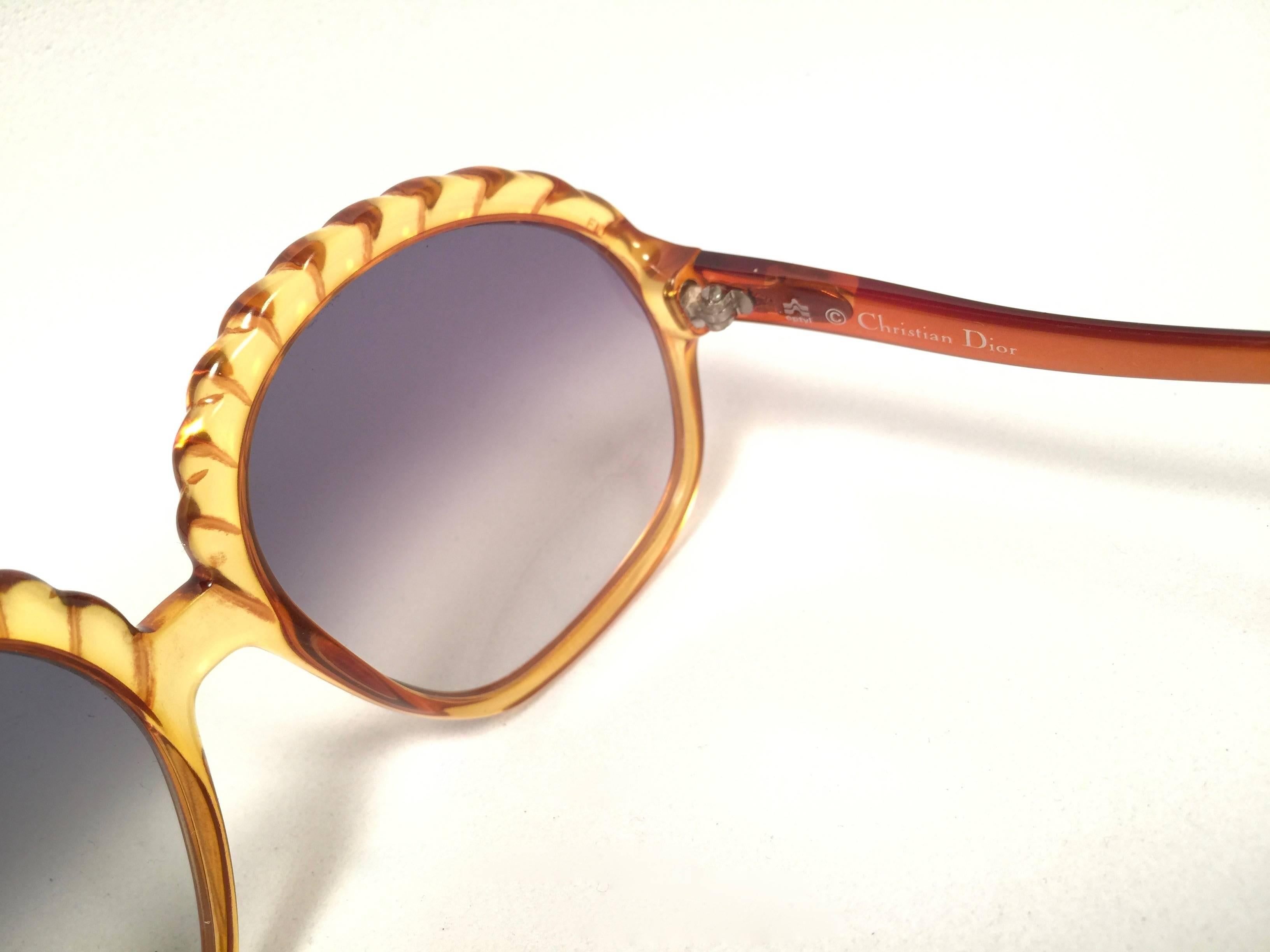 Christian Dior 2062 Vintage Amber Oversized Optyl Sunglasses, 1980s 2