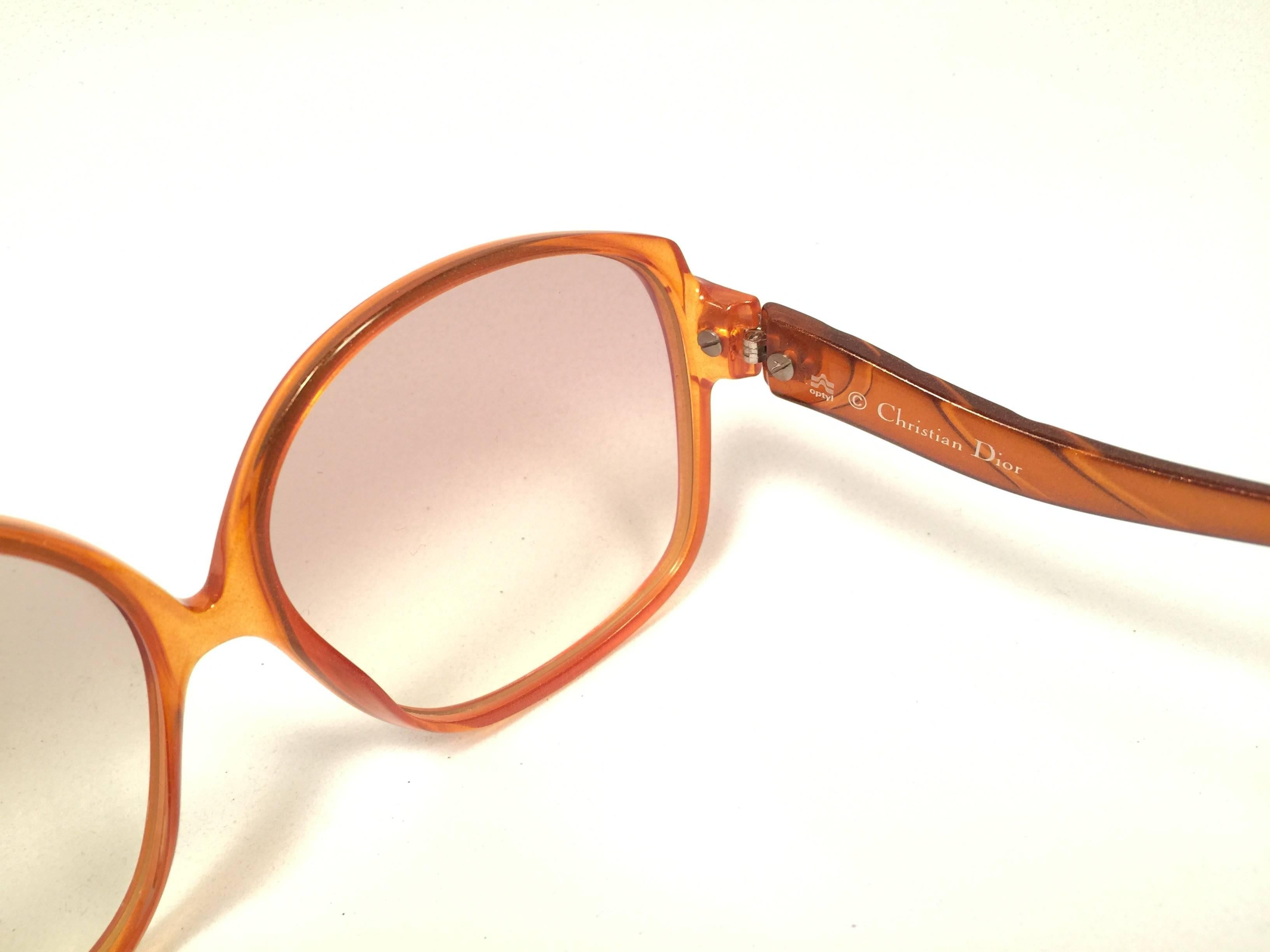 New Vintage Christian Dior 2098 Oversized Amber Optyl 1970 Sunglasses  In New Condition In Baleares, Baleares