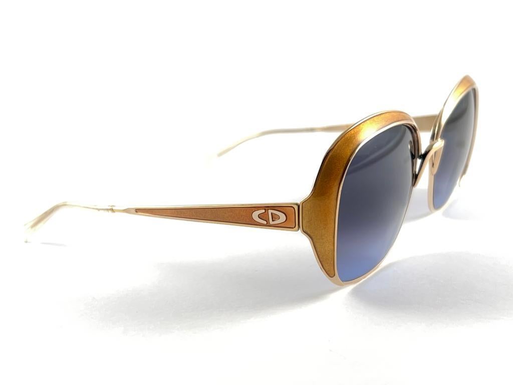 New Vintage Christian Dior 2132 44 Gold & Ochre Sunglasses Made in Austria en vente 3