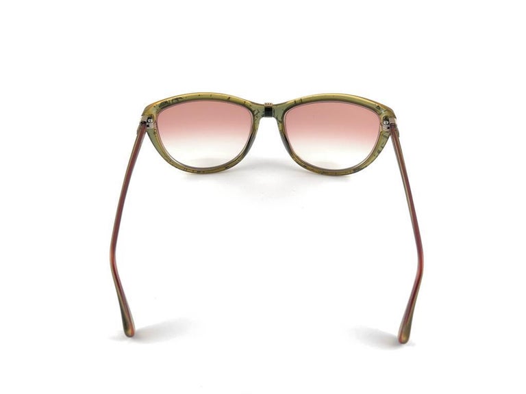 New Vintage Christian Dior 2557 Green and Gold Accents Optyl  display picture 2