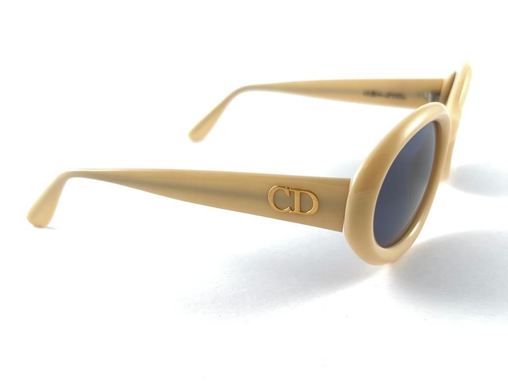 New Vintage Christian Dior 2919 Beige Oval Sunglasses For Sale 5