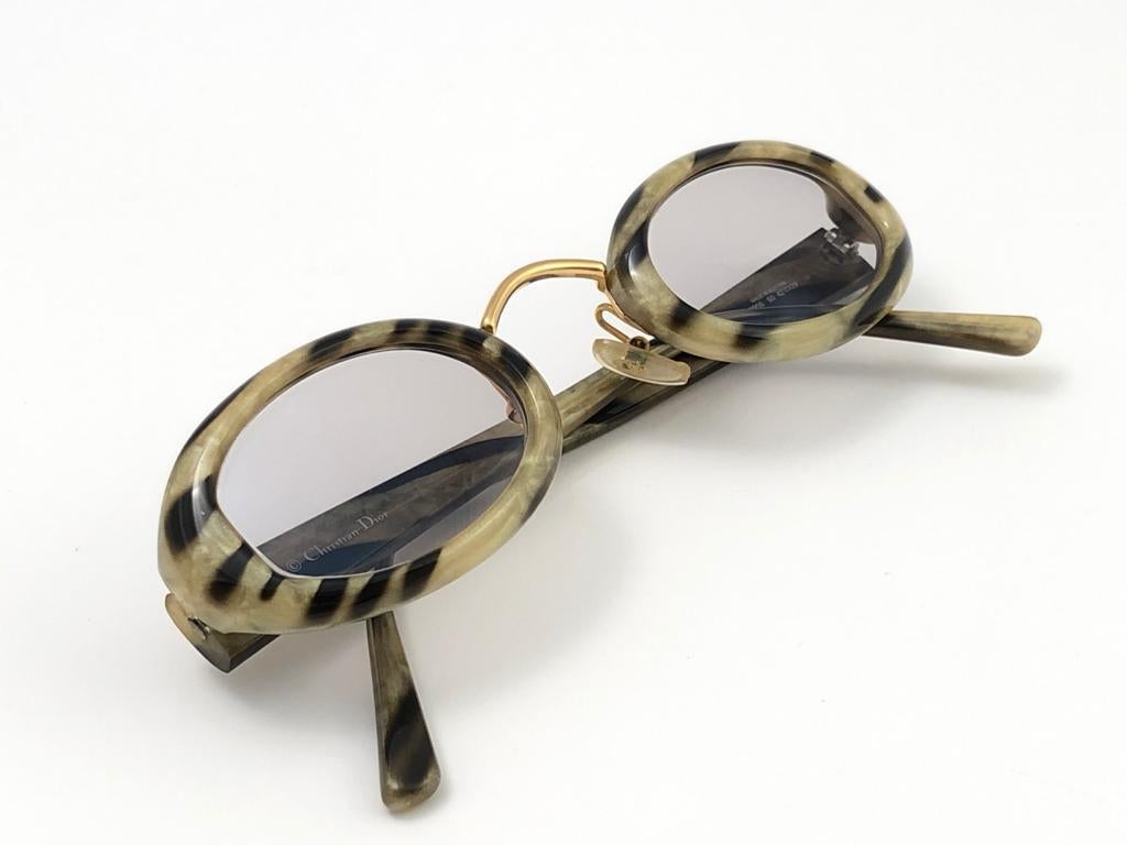 Women's or Men's New Vintage Christian Dior 2956 Oval Small Marbled Optyl Sunglasses