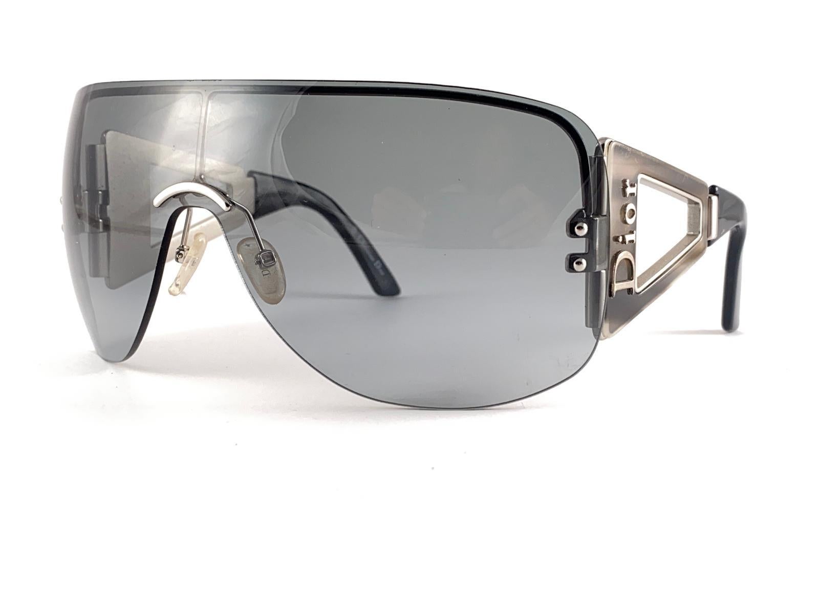 New Vintage Christian Dior Escrime Y2K Made in Italy Sunglasses For Sale 2