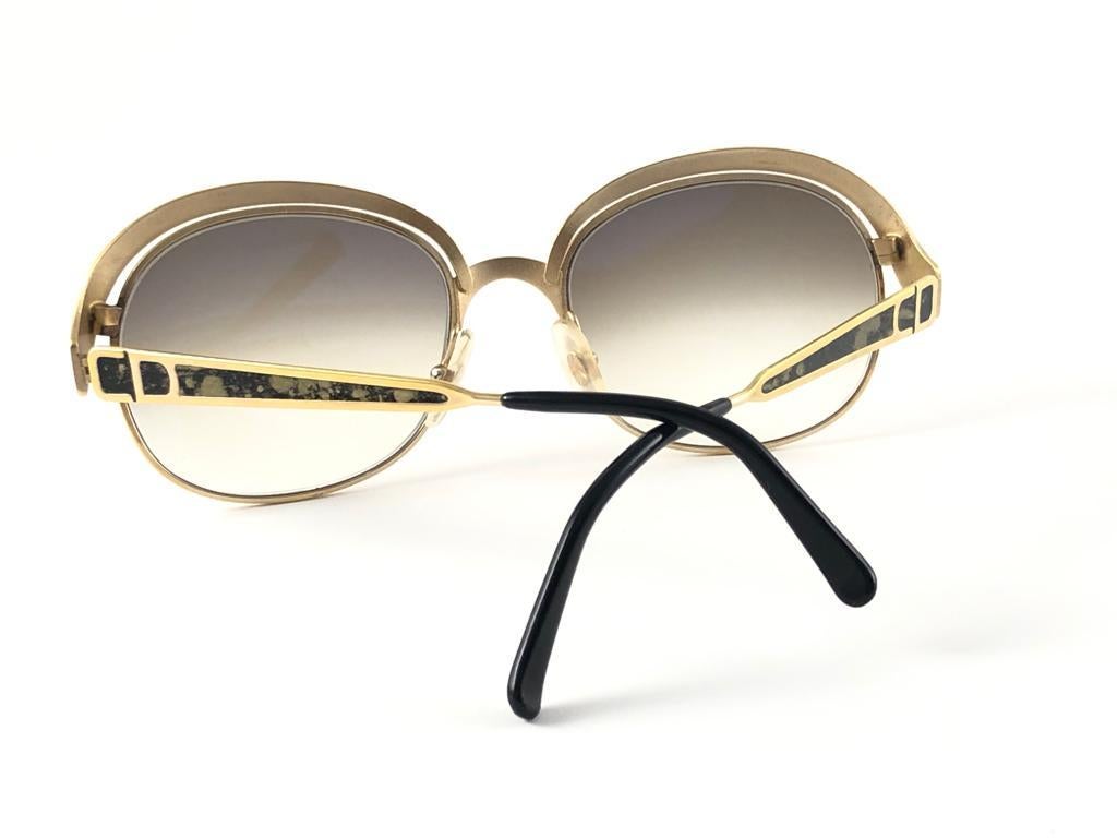 New Vintage Christian Dior Gold & Mosaic Sunglasses Made in Austria In New Condition In Baleares, Baleares
