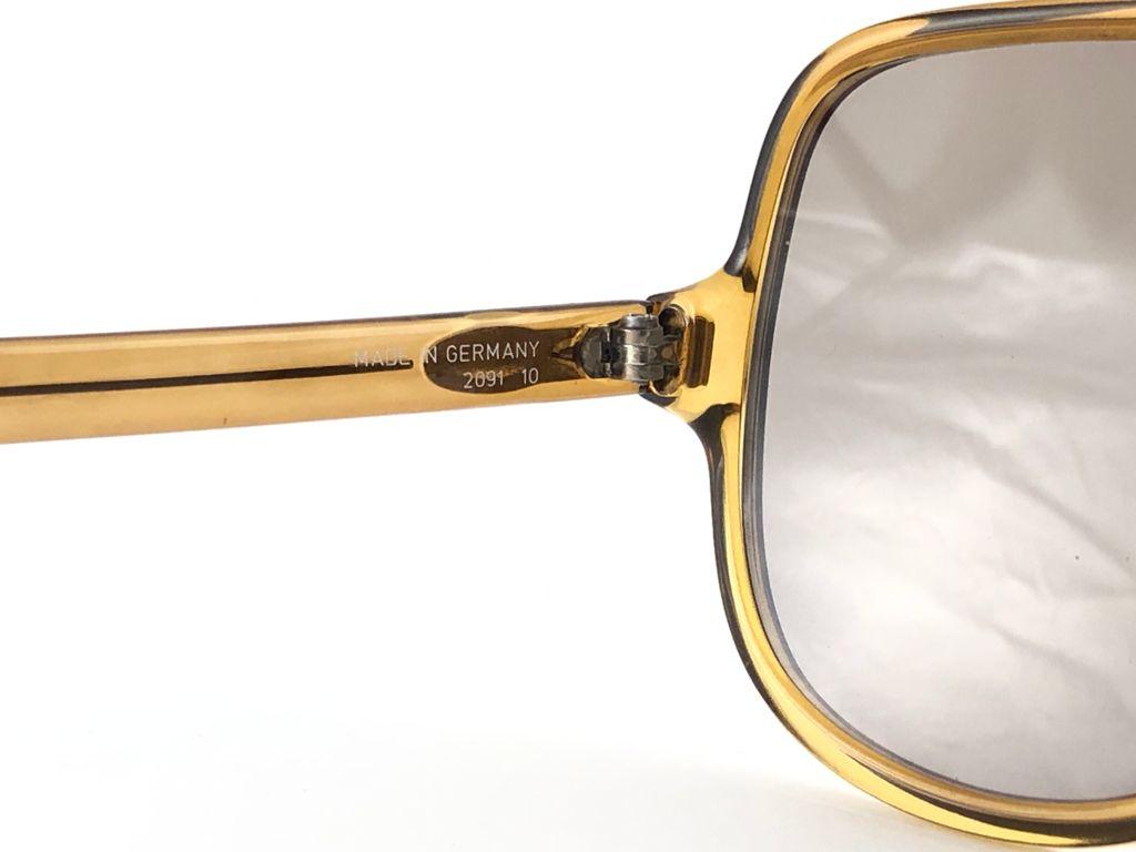 New Vintage Christian Dior Monsieur 2091  Oversized Gold Amber Sunglasses 1970  For Sale 1