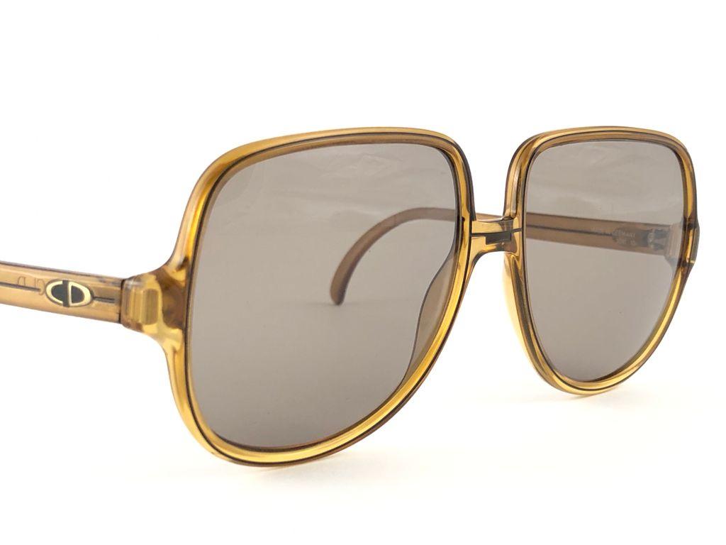 New Vintage Christian Dior Monsieur 2091  Oversized Gold Amber Sunglasses 1970  For Sale 4