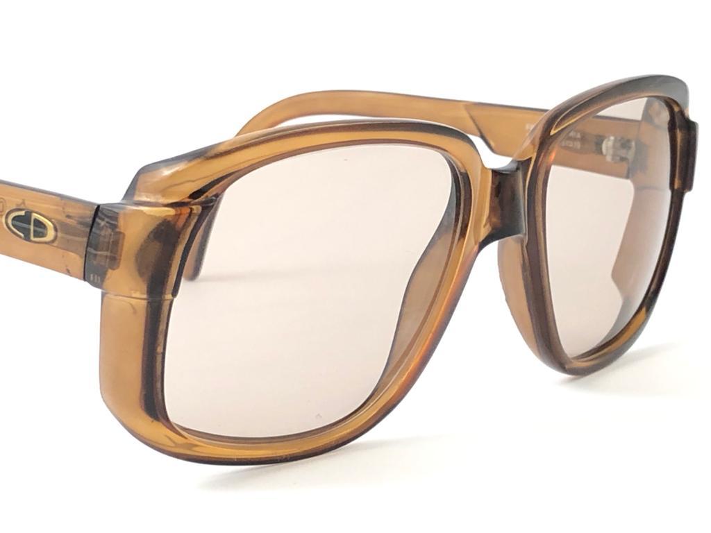 Men's New Vintage Christian Dior Monsieur 2115 Oversized Gold Amber Sunglasses 1970  For Sale