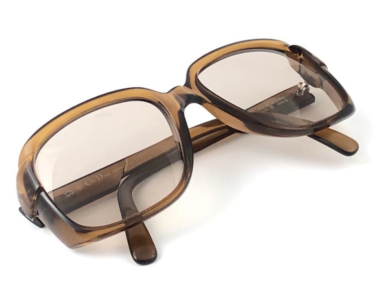 New Vintage Christian Dior Monsieur 2115 Oversized Gold  display picture 2