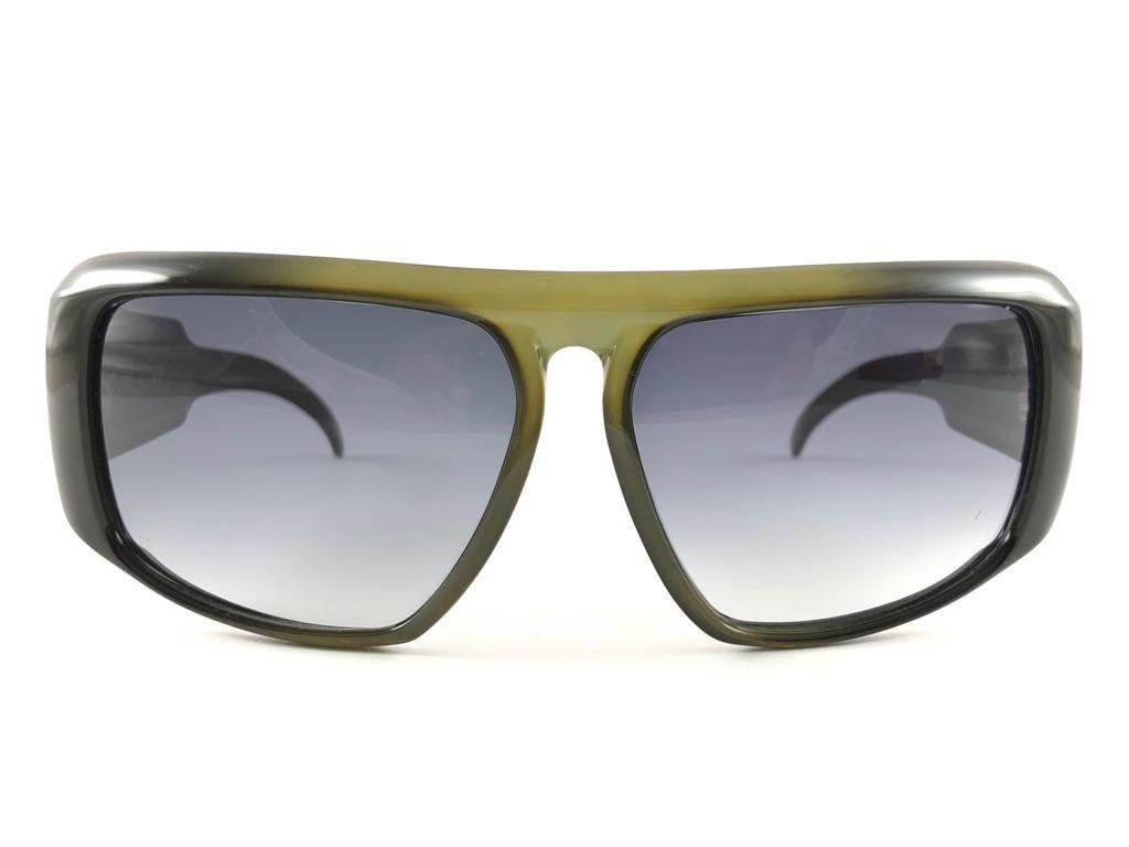 New Vintage Christian Dior Monsieur D61 Optyl Oversized 1970 Sunglasses In New Condition For Sale In Baleares, Baleares