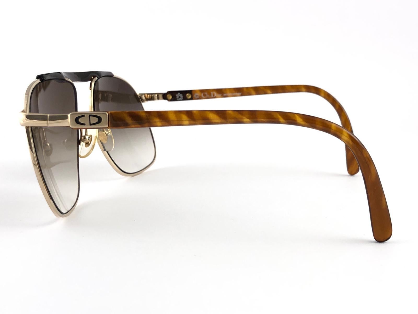 Marron New Vintage Christian Dior Monsieur Large 2123 41 Lunettes de soleil 1970's Austria en vente