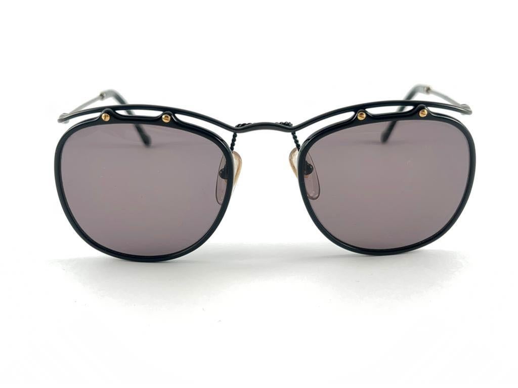 Nouveau Vintage Christian Lacroix 7372 - Lunettes de soleil rondes noires, années 1980, France en vente 3