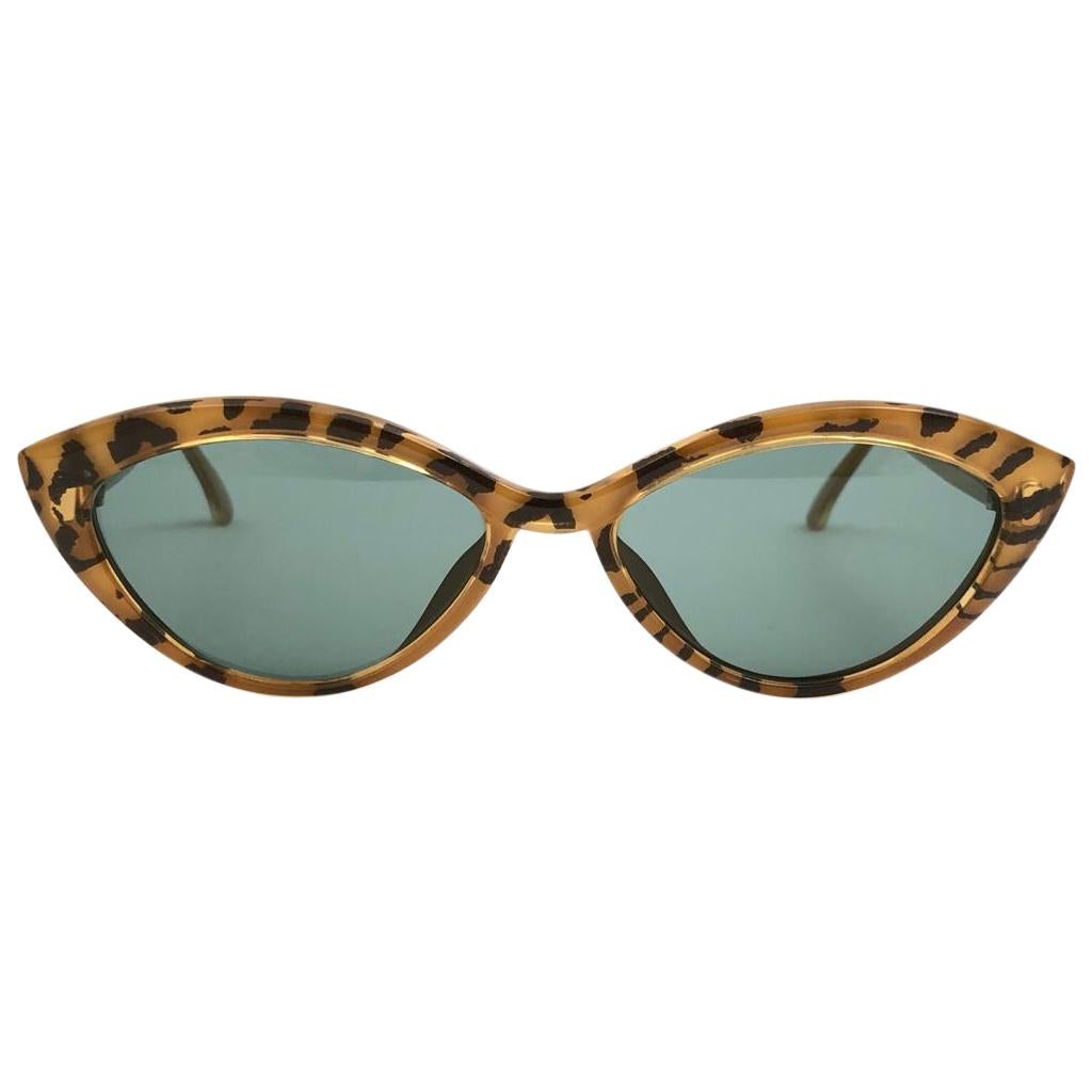 New Vintage Christian Lacroix Cat Eye 1980´s Austria Sunglasses