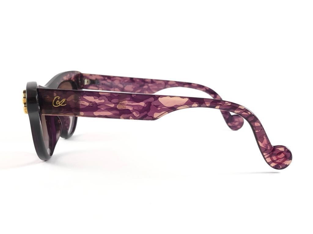 New Vintage Christian Lacroix Cat Eye 7353 Purple 1980's France Sunglasses In New Condition In Baleares, Baleares