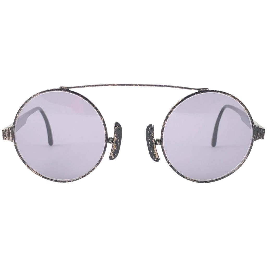 New Vintage Christian Lacroix Round Black Accents 1980 France Sunglasses en vente