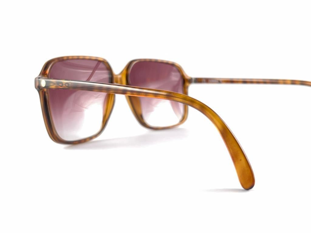 New Vintage Dunhill 6017 Translucent Amber Oversized Sunglasses 1980'S Austria For Sale 2