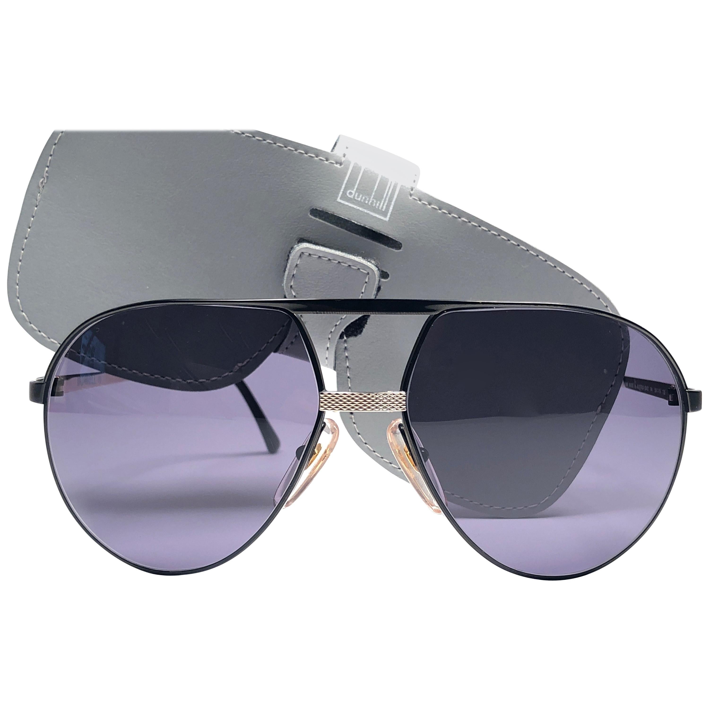 Neu Vintage Dunhill 6042 Schwarzer Sonnenbrille mit schwarzem Rahmen und Aviator-Grauen Linsen, 80er Jahre, Österreich im Angebot