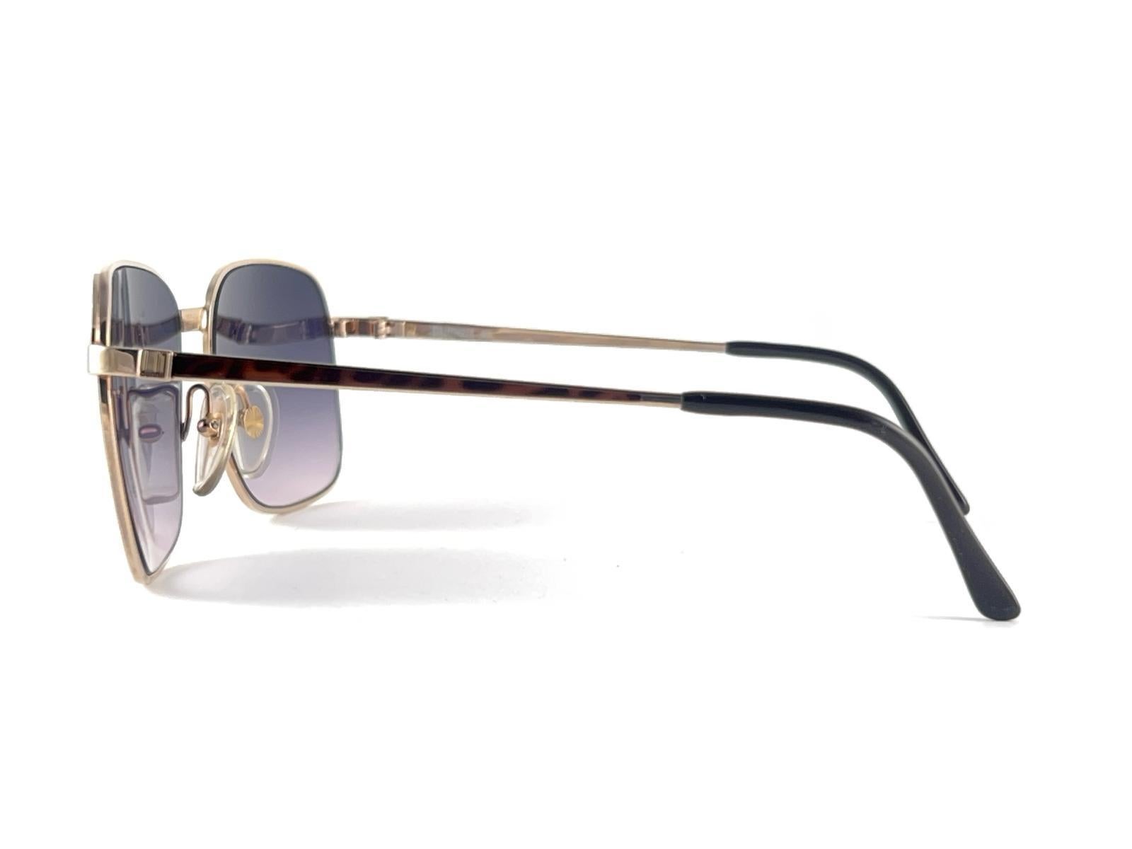 Neue Vintage Dunhill 6087 Side Trims Details Frame Sonnenbrille 1980er Jahre Österreich für Damen oder Herren im Angebot