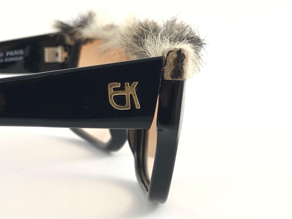 Women's or Men's New Vintage Emanuelle Kahn Paris 106 40 Fur Accents Black Sunglasses France For Sale